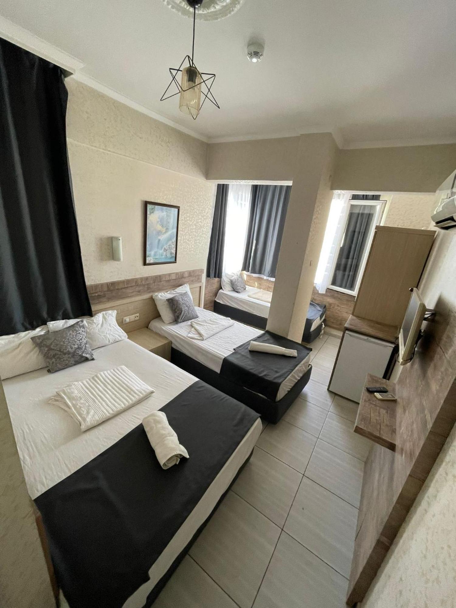 Denizhan Hotel อันตัลยา ภายนอก รูปภาพ